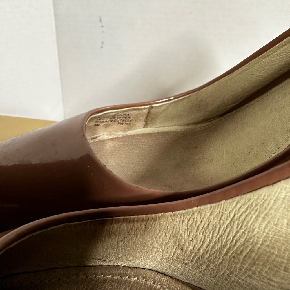 MICHAEL KORS DUSTY ROSE PATENT - Picture 3 of 9